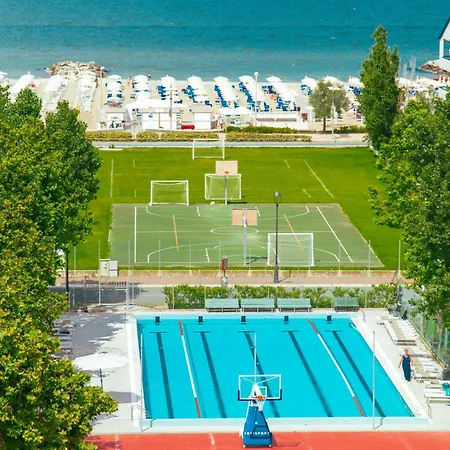 Villaggio San Pellegrino ホテル ミザーノ・アドリアーティコ