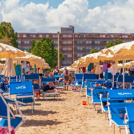 Villaggio San Pellegrino Отель *